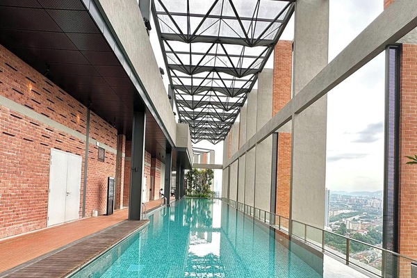 Pool auf dem Dach