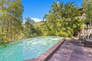Pool - Luxview Lodge - mountain stay, spectacular views (Mudgeeraba)