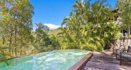 Luxview Lodge - mountain stay, spectacular views