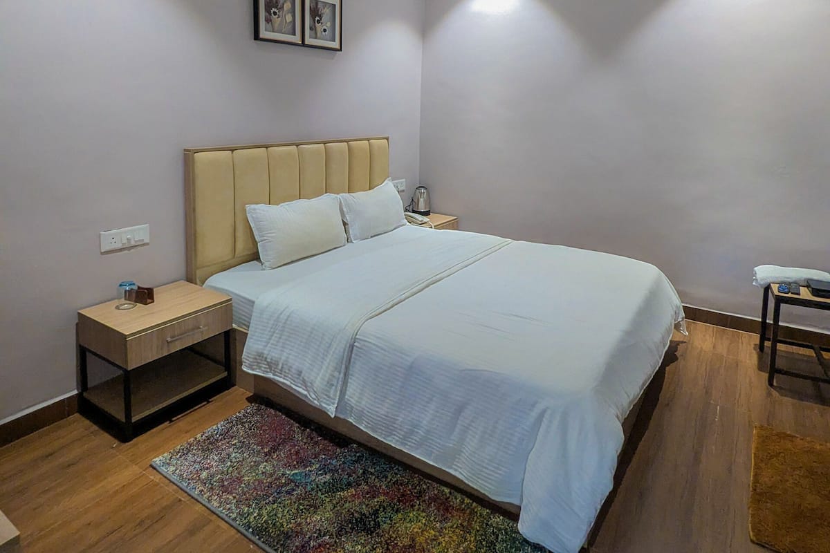 Deluxe Room, Garden View