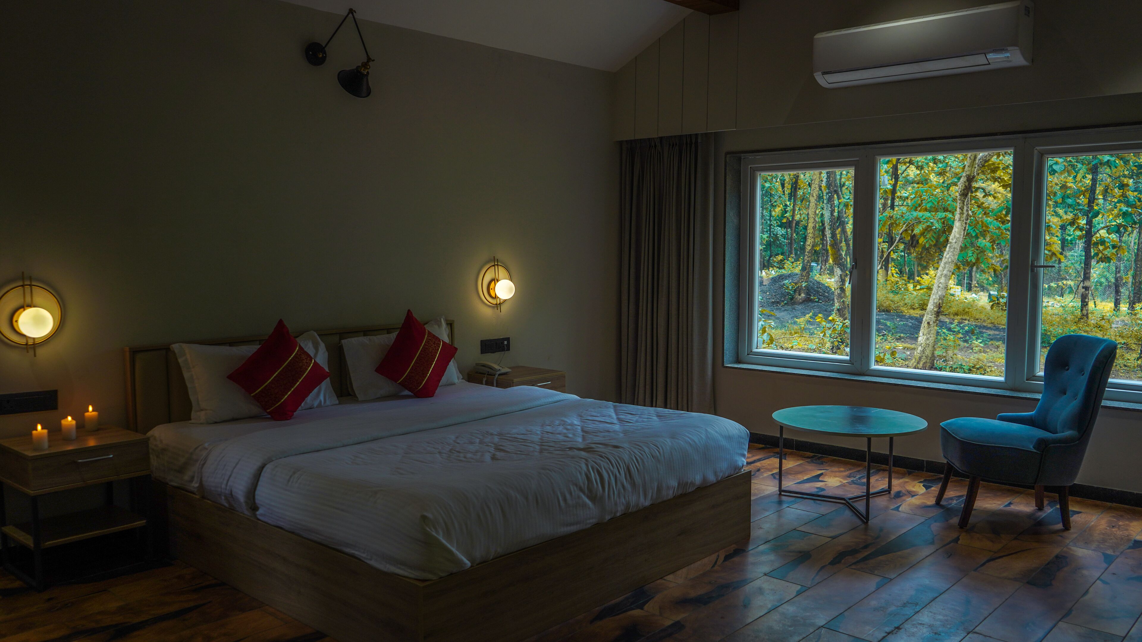 Cottage, Garden View