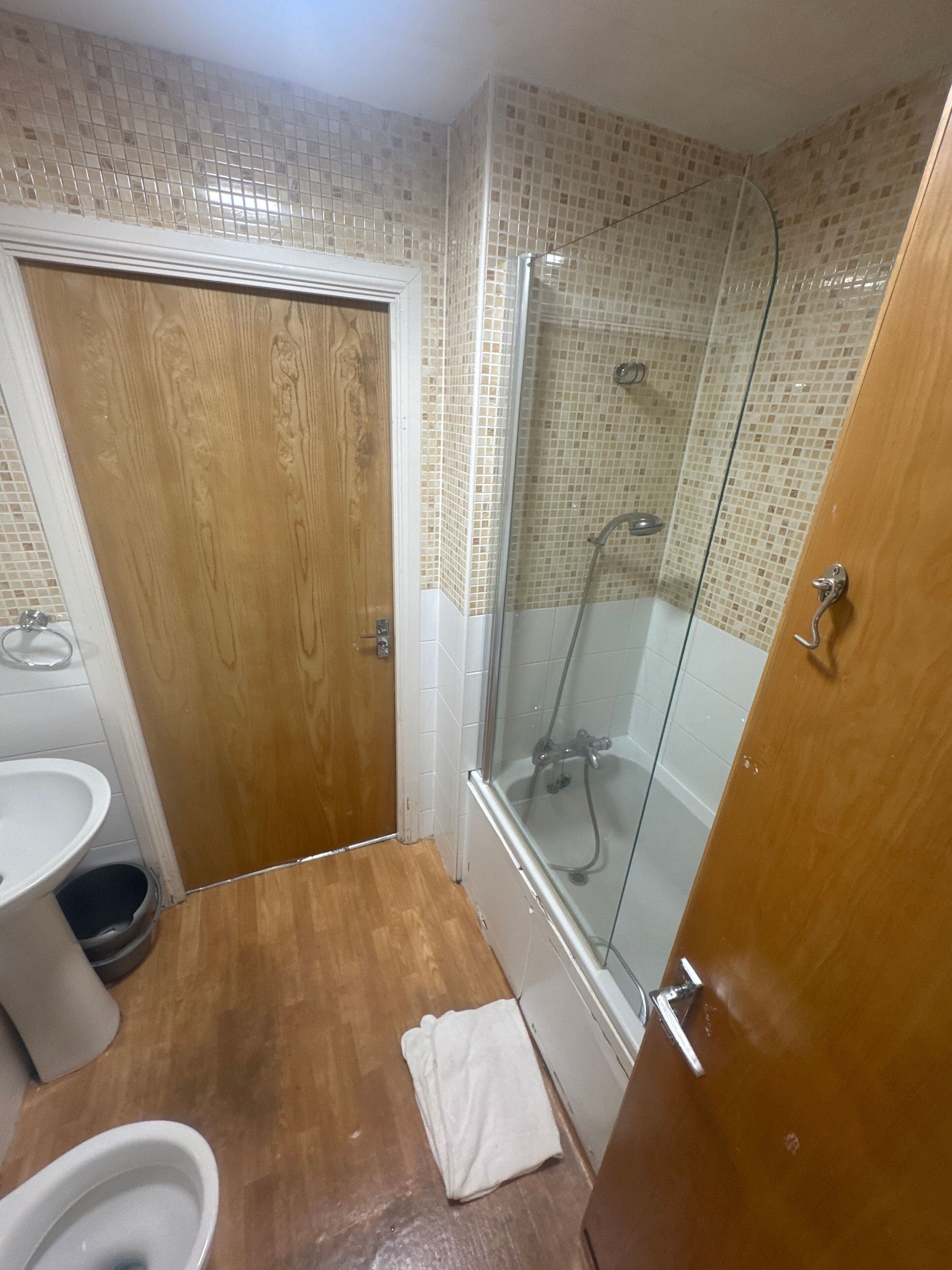 Shared Dormitory, 1 Bedroom | Bathroom