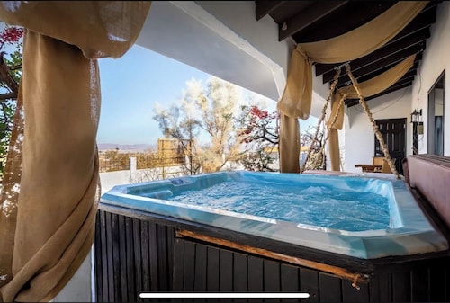 5 Acre Retreat with Hot Tub, E Bikes, Game Room, Pool, Wet Bar, & More
