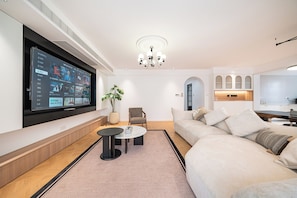 Apartment | Living area | 100-inch Smart TV with digital channels - Today Aparthotel (Shanghai)