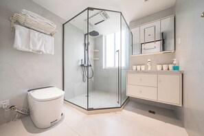 Apartment | Bilik Mandi | Pancuran mandi, hulu semburan mandi hujan 
