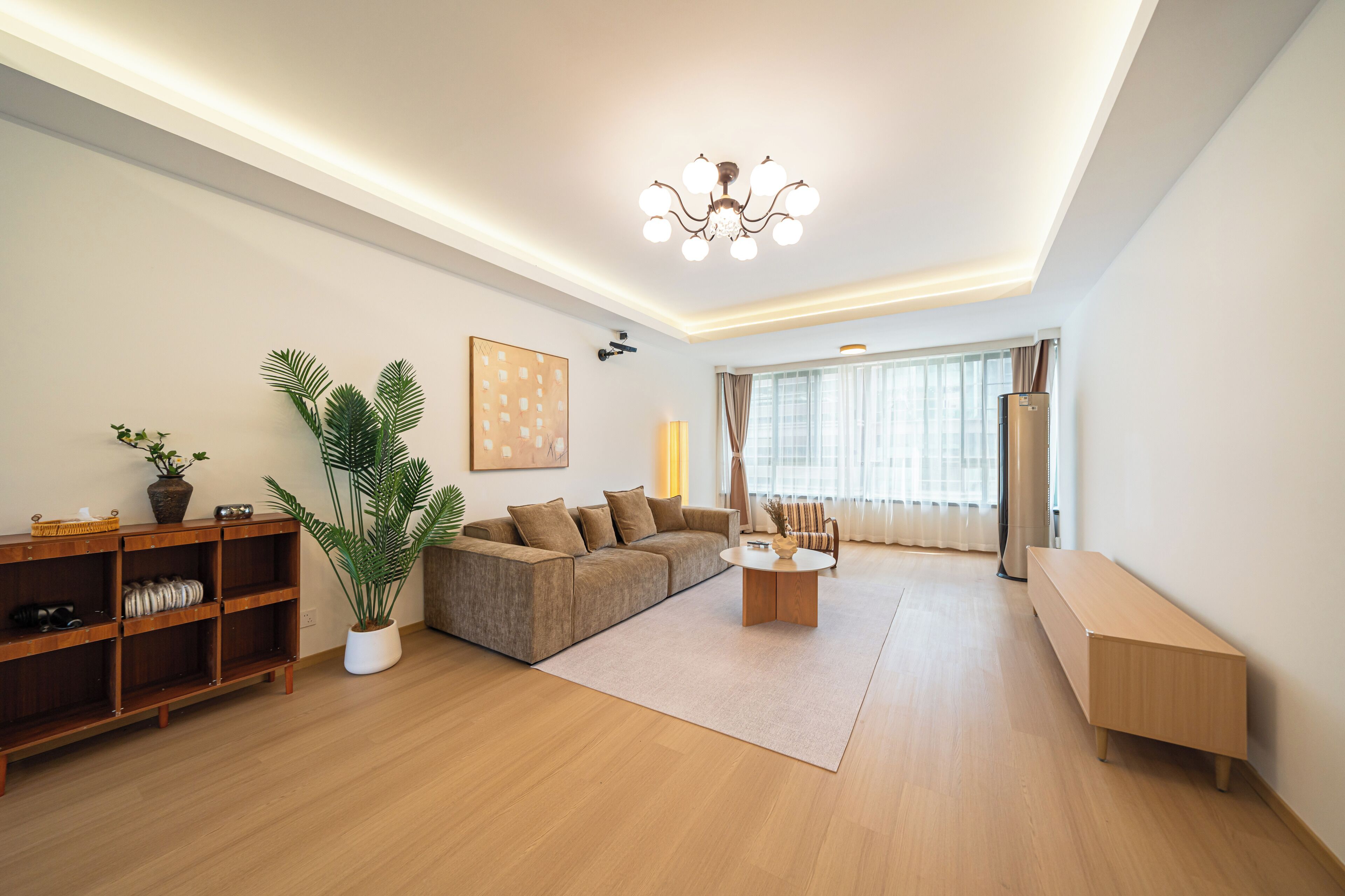 Căn hộ | Khu phòng khách | Smart TV 100-inch có truyền hình kỹ thuật số 