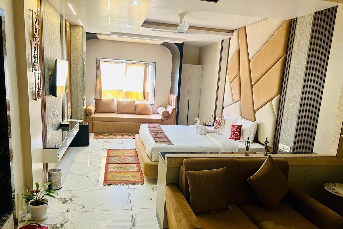 Grand Room