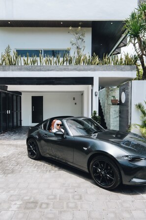 Free self-parking - Villa Rumah Kita (Nusa Dua)