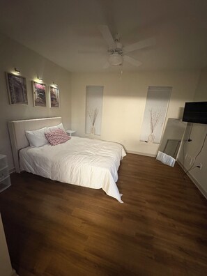 2 bedrooms, WiFi, wheelchair access - 2bed2bath Apartment Located In Downtown Baltimor Area Nice & Cozy (Baltimore)