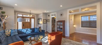 Large Group Retreat Downtown with Hot tub, Fire Pit, Balcony, Office, & More