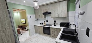 House, 3 Bedrooms, Smoking | Interior