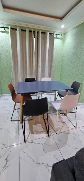 House, 3 Bedrooms, Smoking | Dining - Moutain Ridge Lux Stay (Rustenburg)