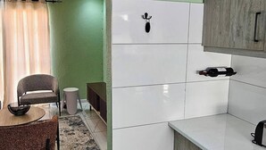 Unclassified image, 3 of 30, button - Moutain Ridge Lux Stay (Rustenburg)