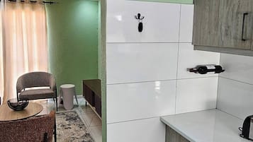 House, 3 Bedrooms, Smoking | Interior