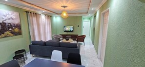 Rumah, 3 kamar tidur, Boleh Merokok | Ruang keluarga