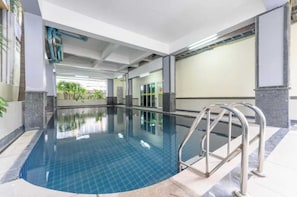 Indoor pool - Palette Walking Street Pattaya (Pattaya)