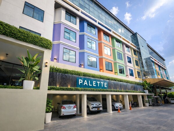 Front of property - Palette Walking Street Pattaya (Pattaya)