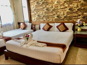 Phòng 3 Deluxe | Bộ đồ giường cao cấp, truy cập Internet không dây miễn phí 