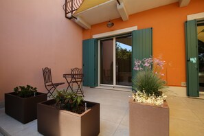 Terrace/patio - New one-bedroom apartment in the heart of Valpolicella near the Pieve di S. Floriano (San Pietro In Cariano)