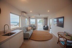 Living room - Experience Coastal Bliss at Baywatch - Short or Longer Terms Available! (Sunshine Coast)