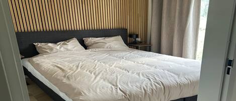 Hus | 4 soverom og sengetøy