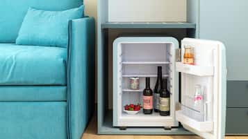 Chambre Deluxe, 1 chambre, climatisation, vue piscine | Repas et boissons