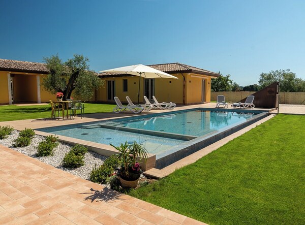 Agriturismo Agricoccinella - Pool&restaurant - Toscane