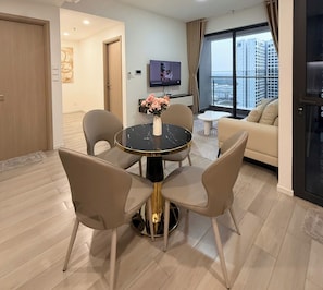 Superior Apartment, Garden View | In-room dining - Tommy Land Vinhomes Grand Park  (Ho Chi Minh City)