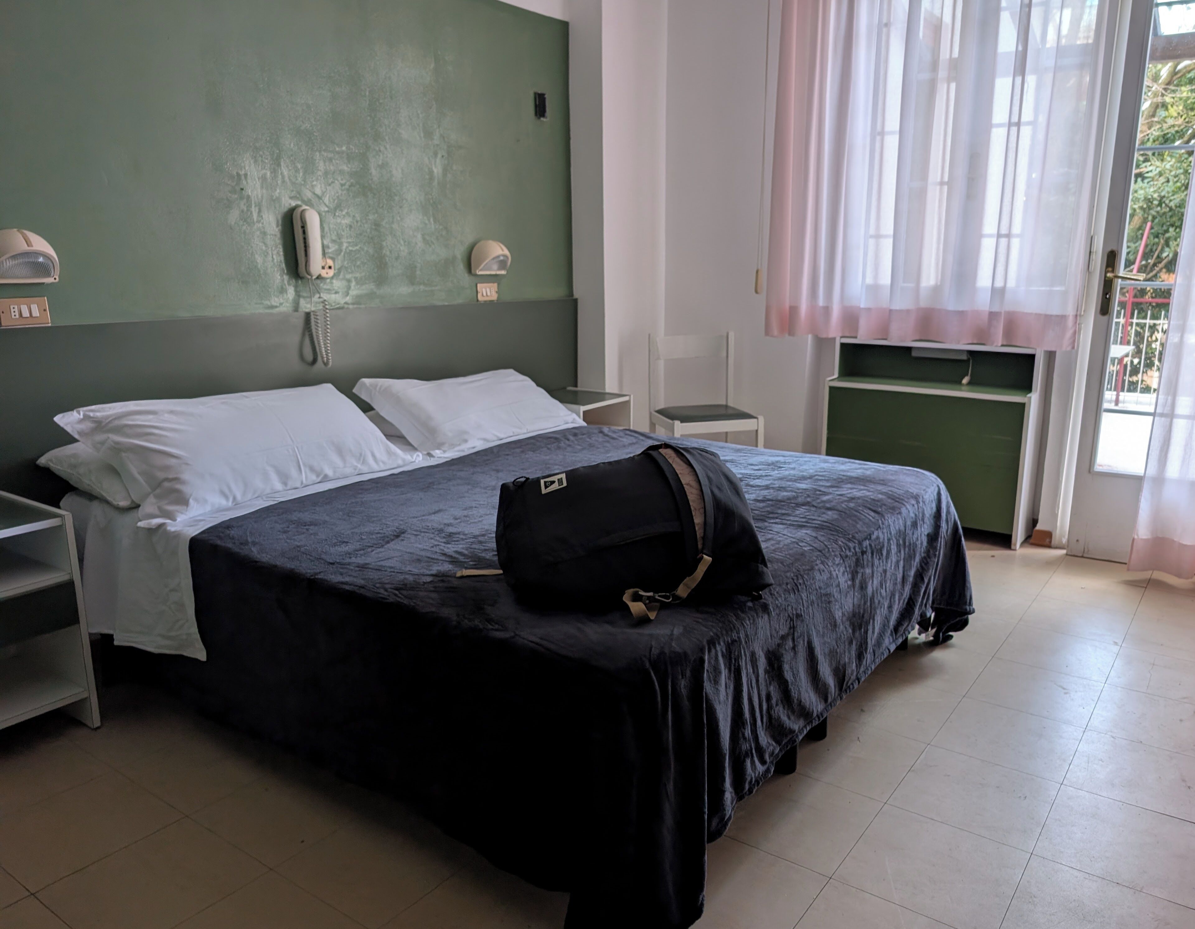 Superior Double Room, Balcony, Garden View | Desk