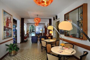 Reception - Hotel Plaza Rooms & Coffee - Adults Friendly (Cesenatico)