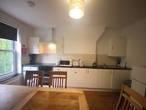 Apartamento, 4 habitaciones | Interior