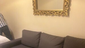 Ảnh chưa phân loại, 5 trong số 19 ảnh, nút