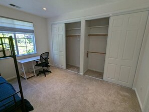 베이직 쿼드룸 | 무료 WiFi