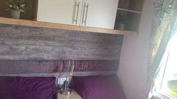 3 bedrooms, individually decorated, individually furnished, free WiFi