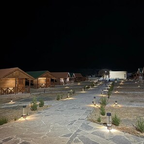 Property grounds - Jabal Hatt Rest-house (Al Hamra)