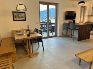Dining - Baita Mirabel: Modern, Family-Friendly Italian Alpine Escape with Every Amenity (Paquier)