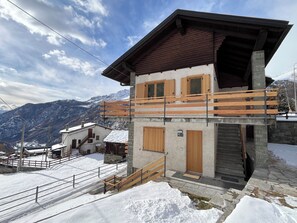 Exterior - Baita Mirabel: Modern, Family-Friendly Italian Alpine Escape with Every Amenity (Paquier)