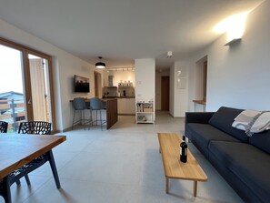 Smart TV - Baita Mirabel: Modern, Family-Friendly Italian Alpine Escape with Every Amenity (Paquier)