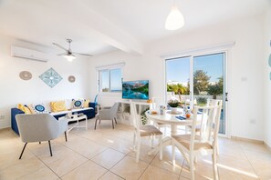 TV - Blue Horizon Villa Cape Greco (Protaras)