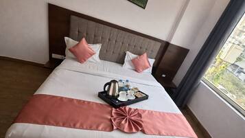 Habitación de lujo con 1 cama doble o 2 individuales | Wifi gratis