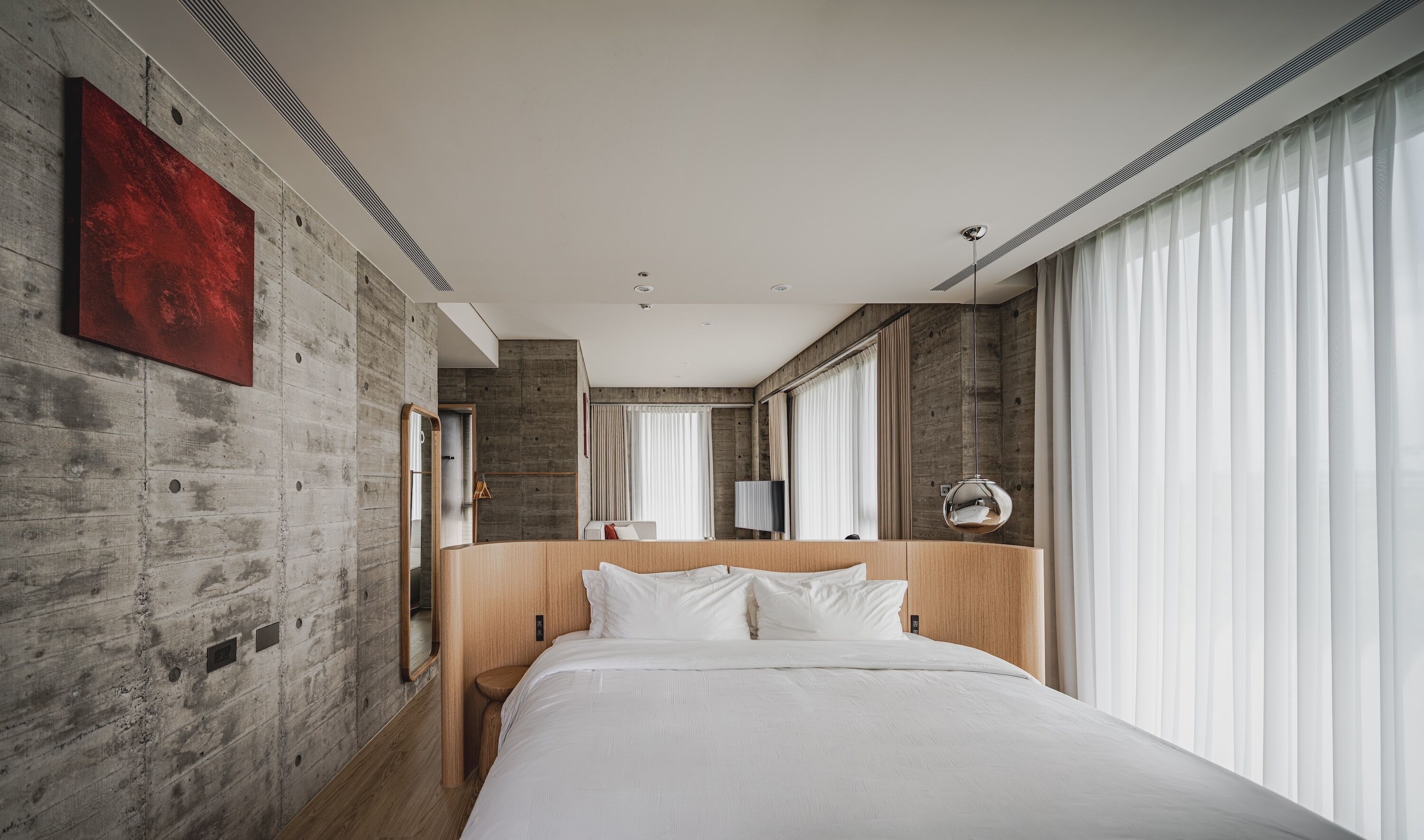 Luxury Double Room | Desk, laptop workspace, blackout drapes, free WiFi