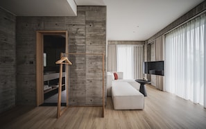 Luxury Double Room | Desk, laptop workspace, blackout curtains, free WiFi - The O Villa Yuanshan (Yuanshan)