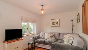 Unclassified image, 5 of 24, button - Greenham Rise (Stoke-sub-Hamdon)
