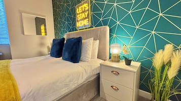 1 bedroom, iron/ironing board, free WiFi, bed sheets