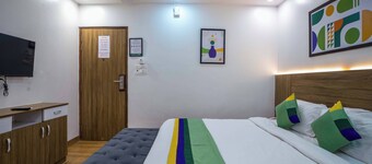 Treebo Sloka Residency