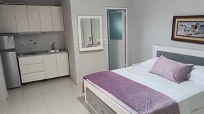 Soundproofing, free WiFi - Hotel Alex (Ksamil)