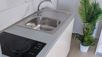 Deluxe Double Room | Soundproofing, WiFi (free)
