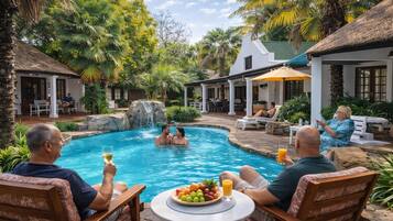 Hus – classic, 2 soverom, aircondition, hageutsikt | Basseng