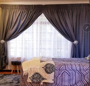 Maison Classique, 2 chambres, climatisation, vue jardin