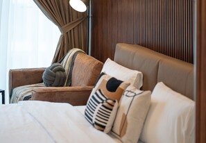 客房内保险箱、熨斗/熨衣板、免费 WiFi、床单